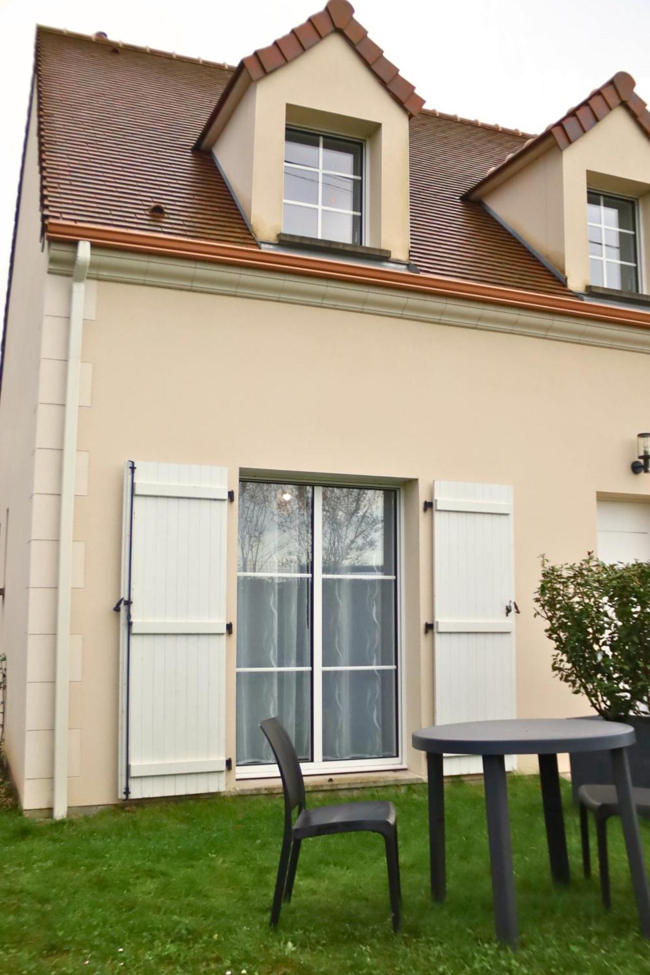 Mont-l'Eveque Chambre D'Hote Chancelier Guerin מראה חיצוני תמונה